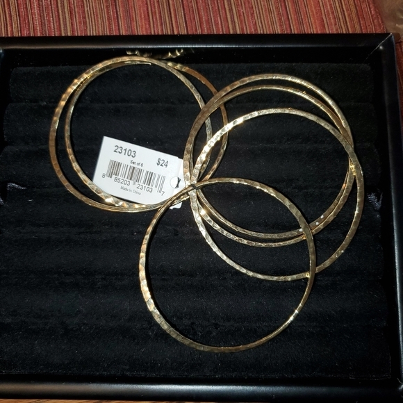 Cookie Lee 6-Pack Bracelet Set NWT - Picture 3 of 5